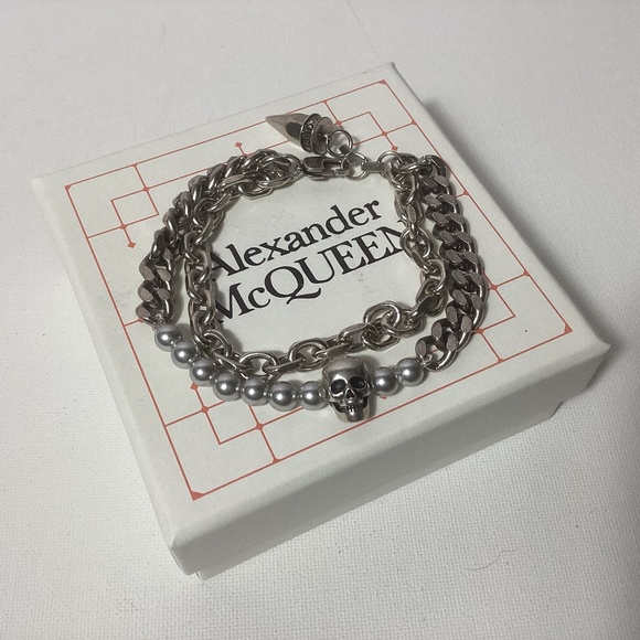 Alexander McQueen Silver Skull Bracelet - Picture 1 of 5